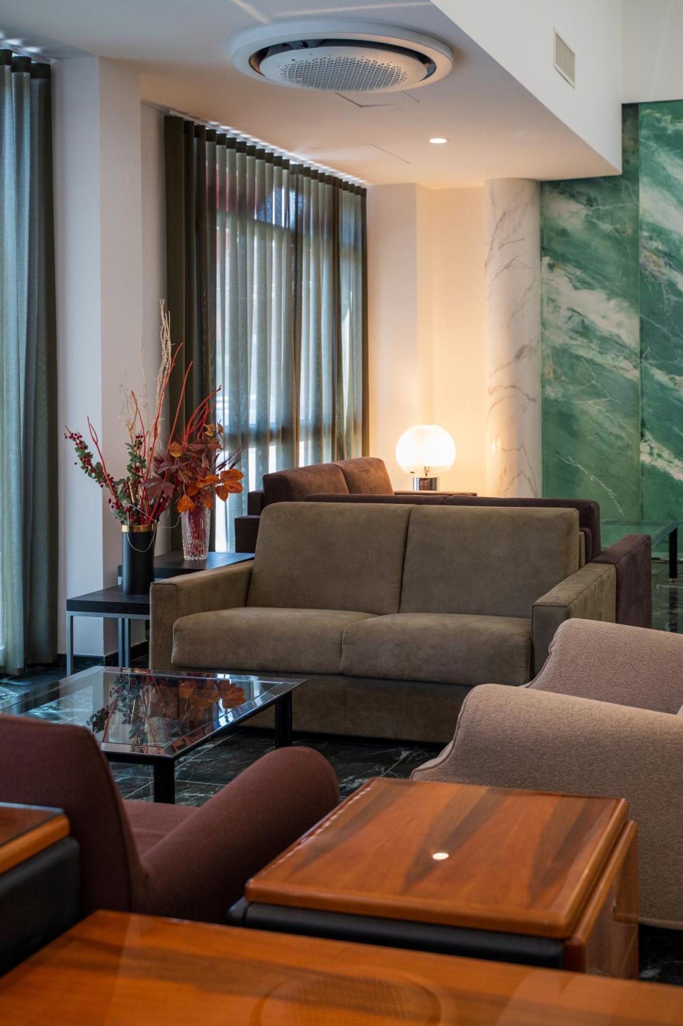 Hotel Bula ボッラーテ エクステリア 写真