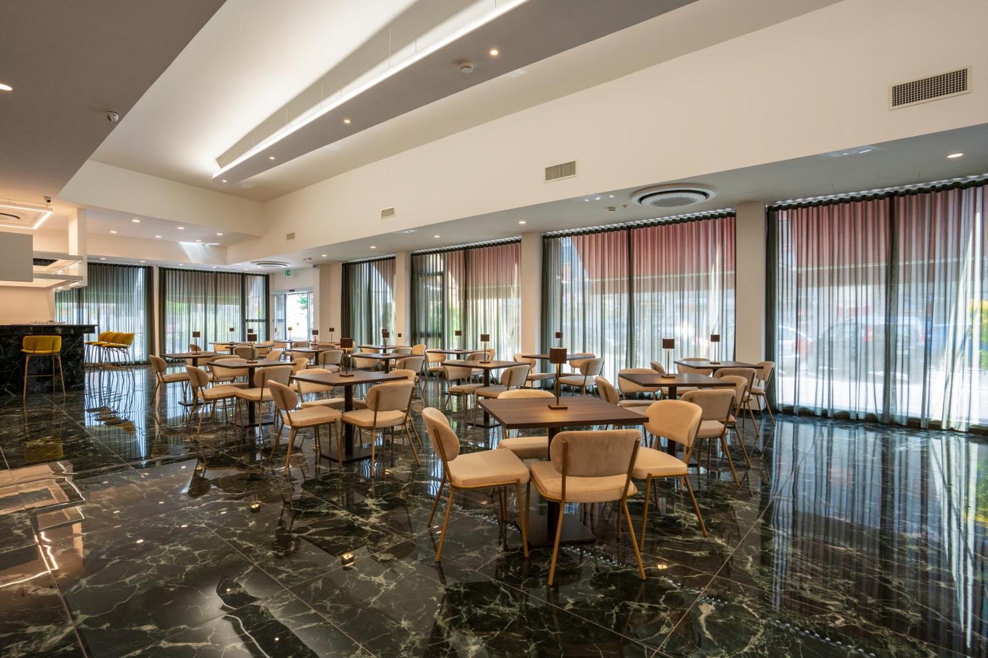 Hotel Bula ボッラーテ エクステリア 写真