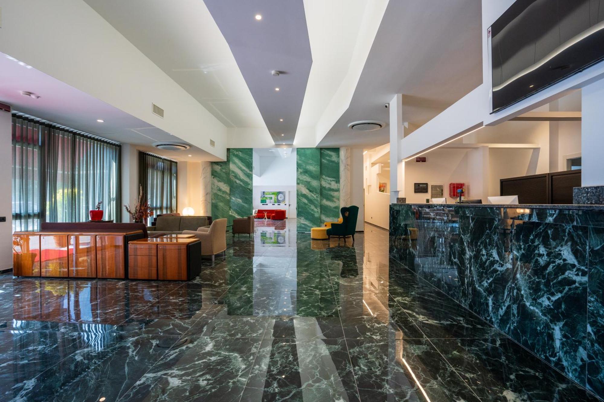 Hotel Bula ボッラーテ エクステリア 写真