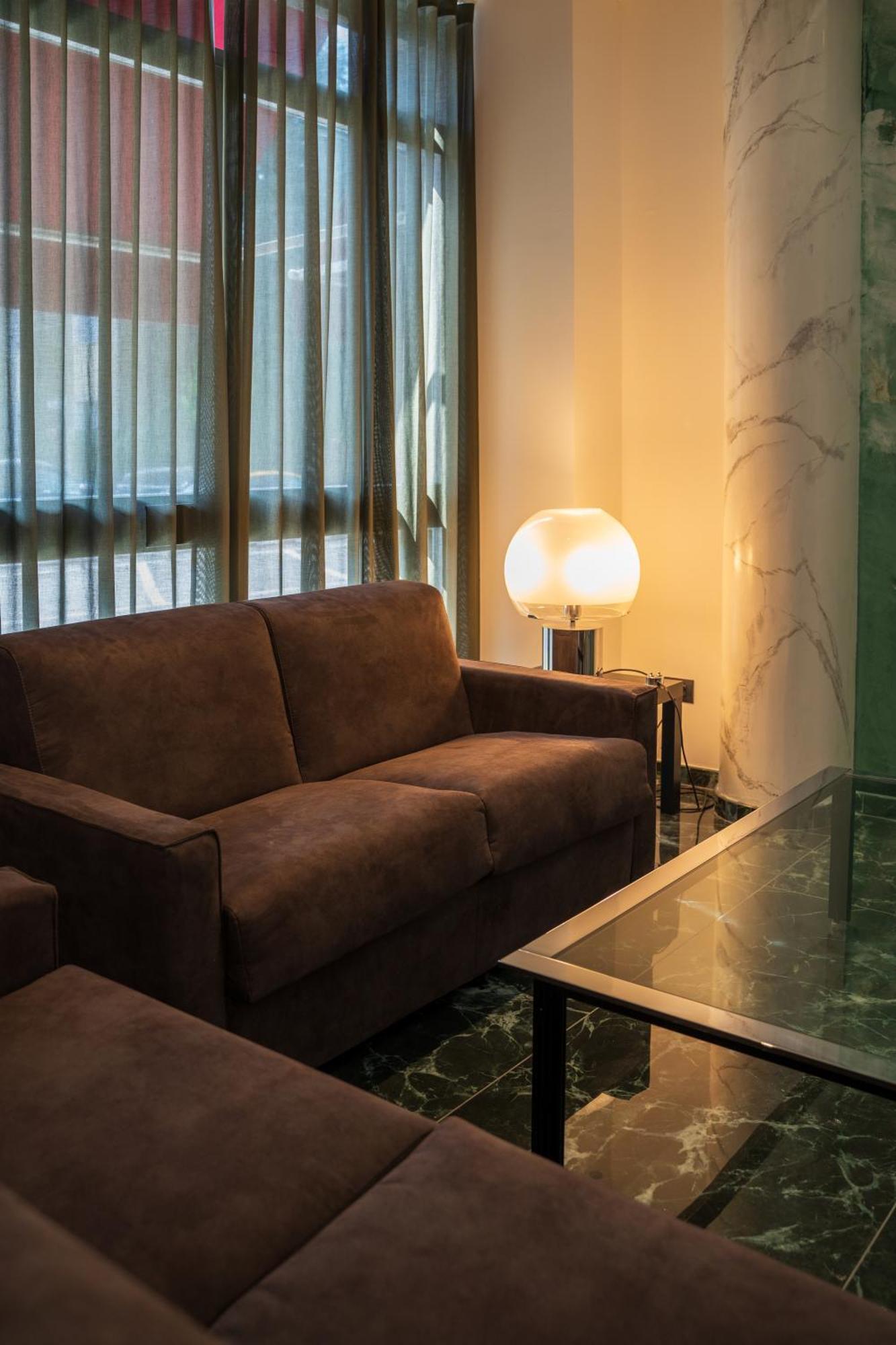 Hotel Bula ボッラーテ エクステリア 写真
