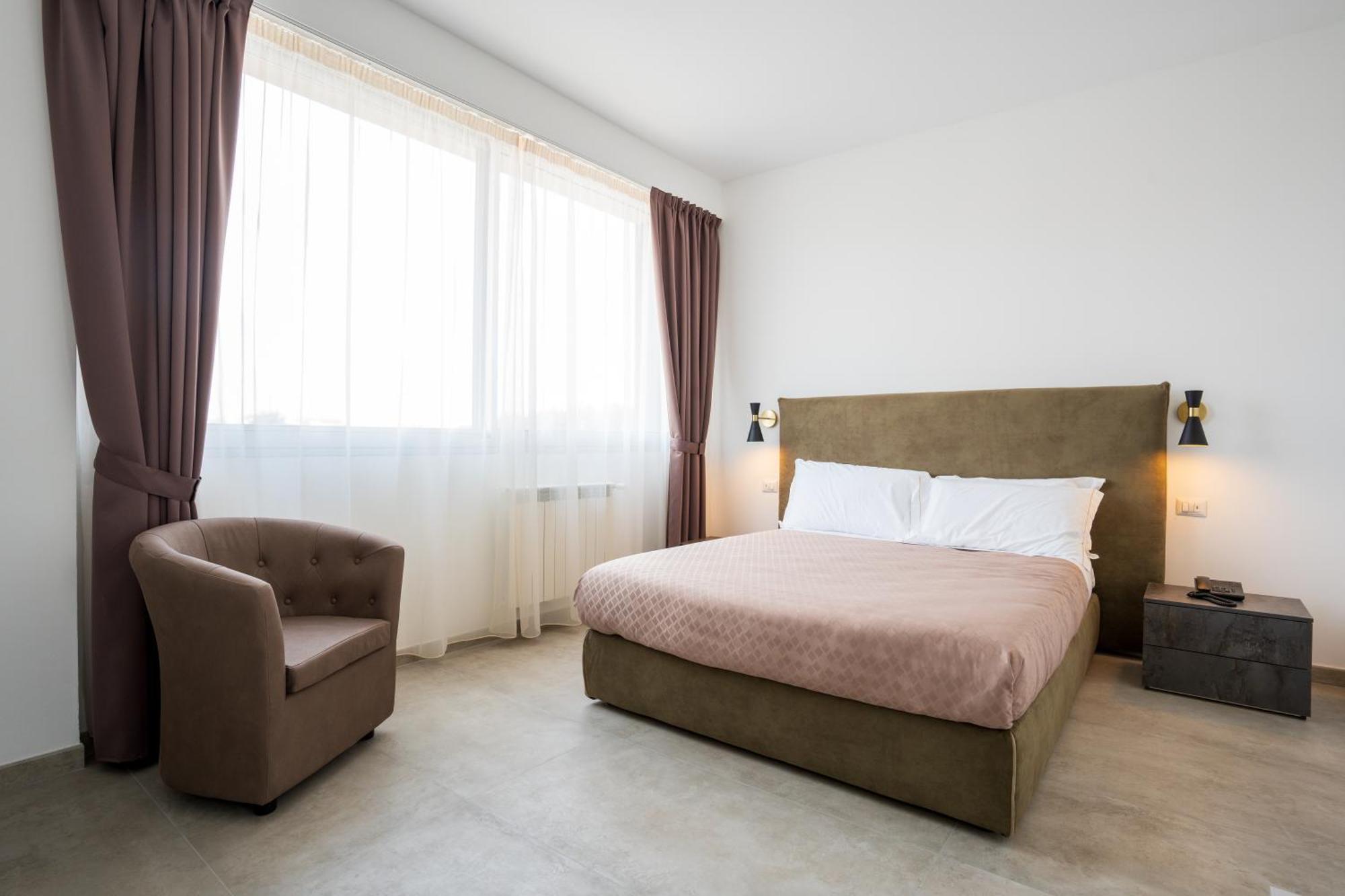Hotel Bula ボッラーテ エクステリア 写真
